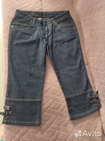 Брюки капри