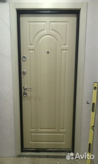 Установка межкомнатных дверей