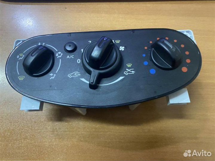 Блок управления отопителем LADA Largus универсал 5