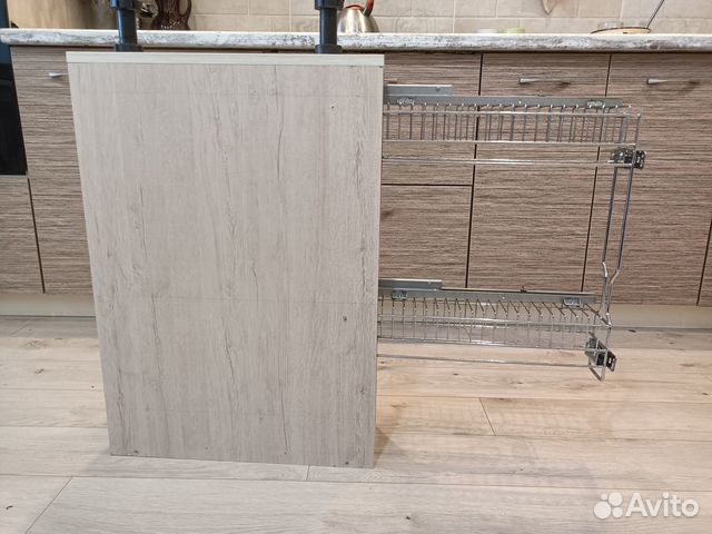 Бутылочница выдвижная с доводчиком