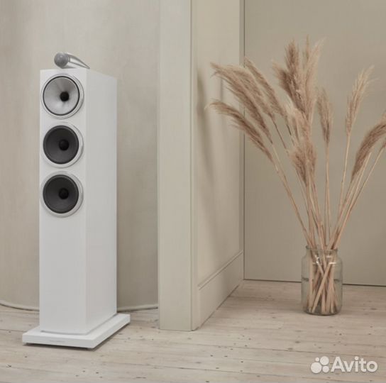 Акустика Bowers & Wilkins 703 S3