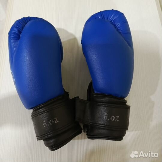 Перчатки для каратэ, единоборств