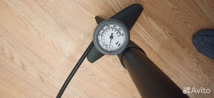 Насос для велосипеда с манометром