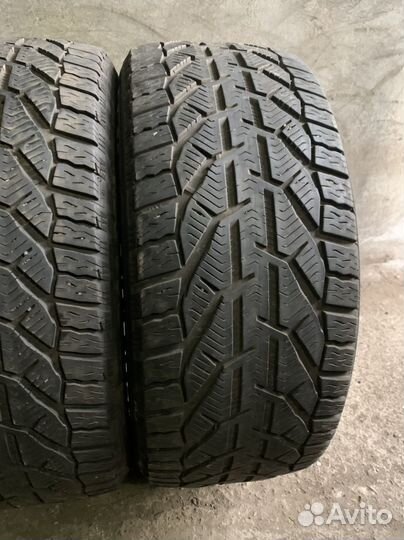 Tigar Winter 235/45 R18 98V