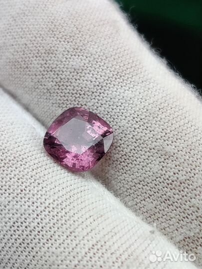 Шпинель 2.70 ct