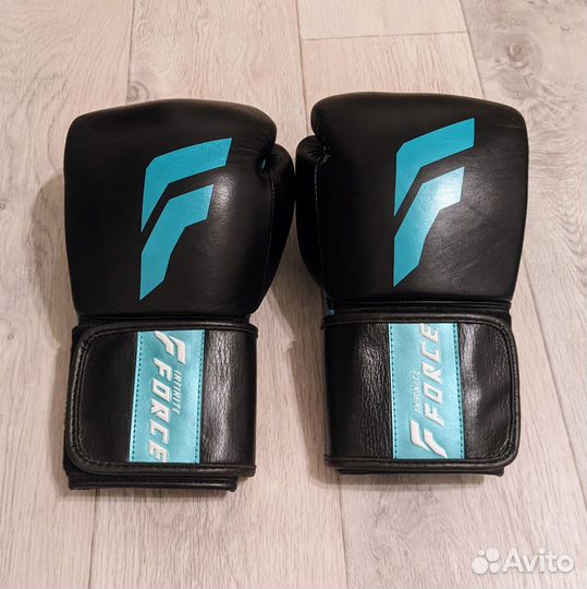 Боксерские перчатки Infinite Force