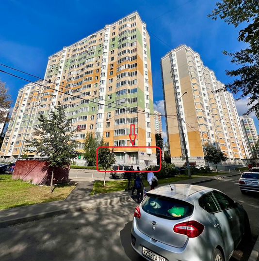 Торговое угловое помещение на первой линии