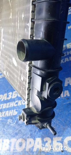 Основной радиатор Nissan X-Trail T30 внедорожник