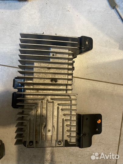 Усилитель звука Mazda Cx-7