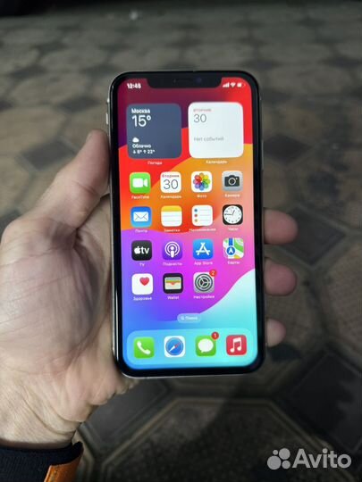 iPhone 11, 64 ГБ