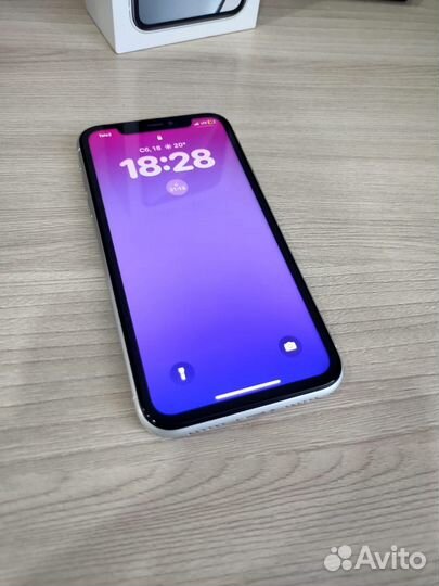 iPhone Xr, 64 ГБ