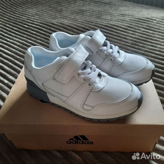 Кроссовки кожаные Clarks
