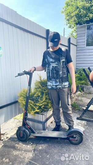 Электрический самокат от фирмы 