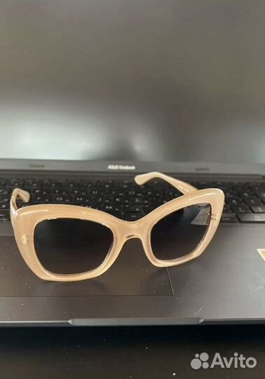 Солнечные очки женские