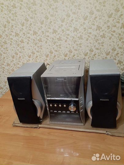 Музыкальный центр