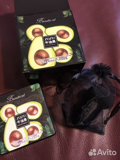 Тональная основа- пудра - кушон 3в1 с кистью/новая