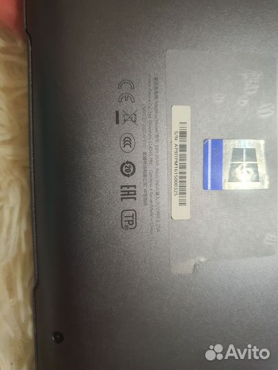 Ноутбук honor i3 на запчасти