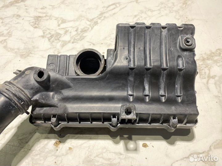 Корпус воздушного фильтра Skoda Rapid cfna 2015