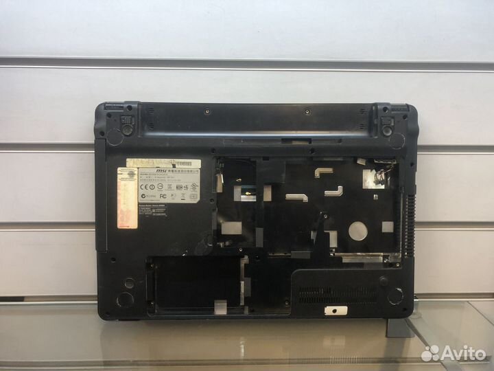 Ноутбук MSI MS-16y1 на запчасти