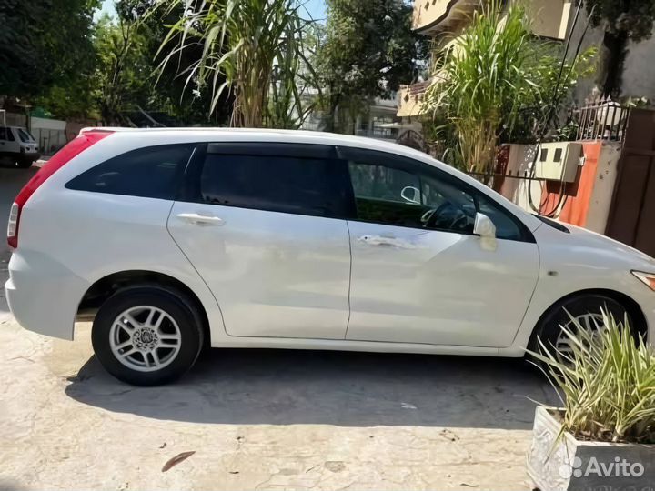 Honda Stream 1.8 AT, 2012, 60 000 км