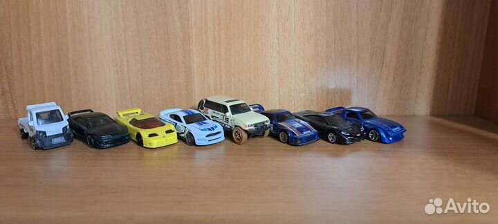 Машинки hot wheels (чит. описание)