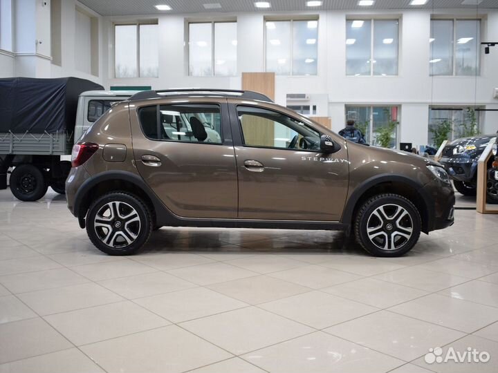 Renault Sandero Stepway 1.6 CVT, 2018, 74 000 км