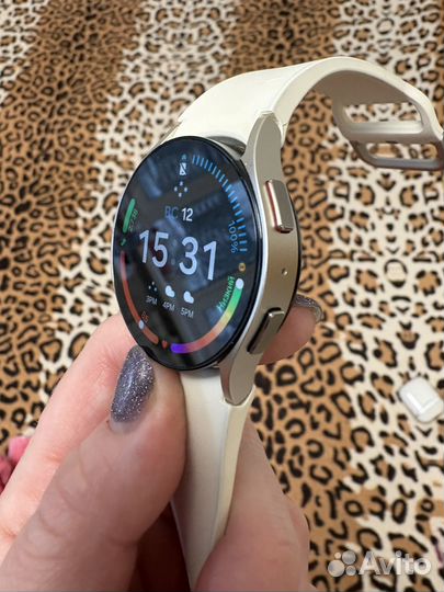 Смарт-часы Samsung Galaxy Watch