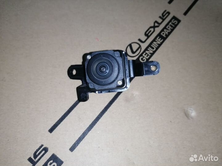 Камера левого зеркала Lexus Lx 3