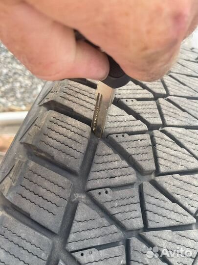 Комплект оригинальных дисков с зимней резиной