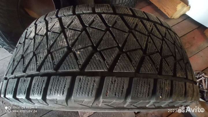 Bridgestone BlizzakDM V2 265/65/17