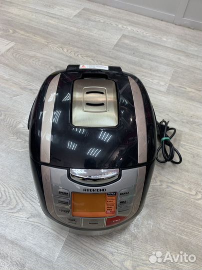 Мультиварка redmond rmc-m4502