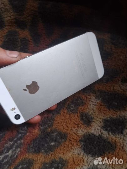 Мобильные телефоны бу iPhone 5