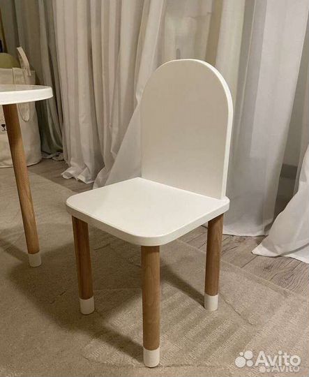 Детский стол и стул