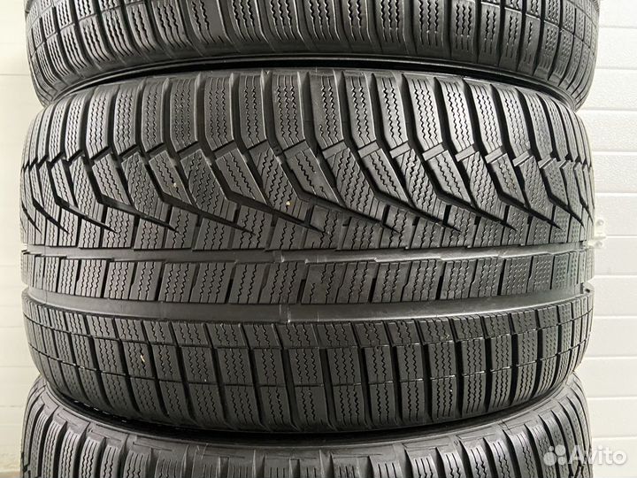 Hankook Winter I'Cept Evo2 W320 245/40 R19 и 275/35 R19 100V