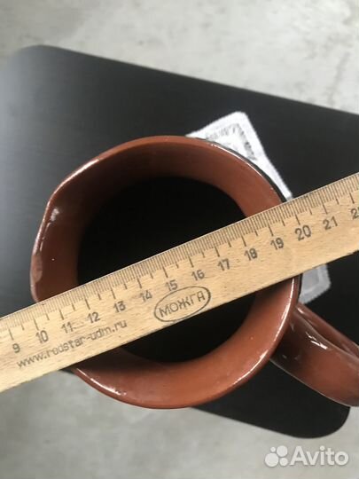 Глиняный кувшин большой