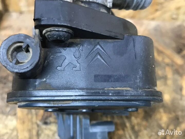 Дроссельная заслонка Citroen C-Elysee седан 1.2