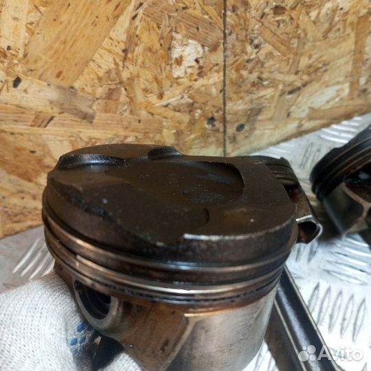 Поршень Bmw F30 N20 N20B20 Н20