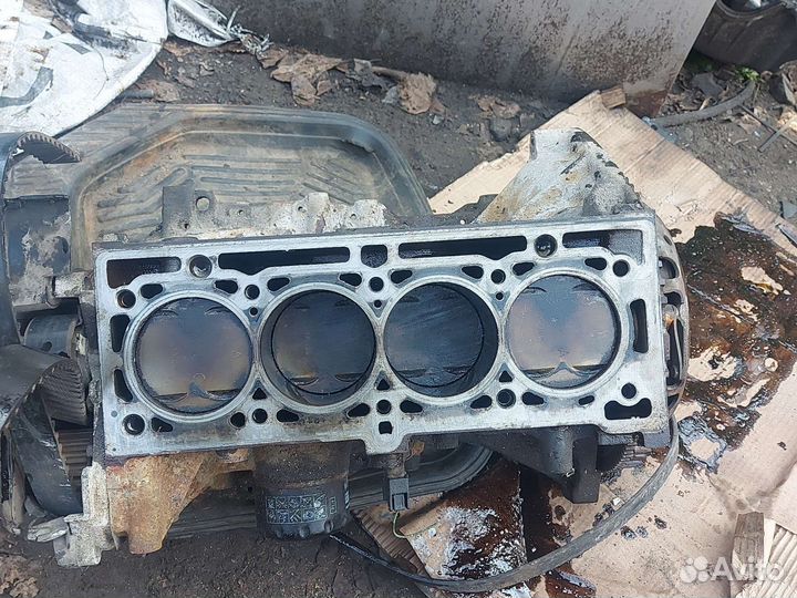 Блок в сборе Рено клио 3 k4jg780