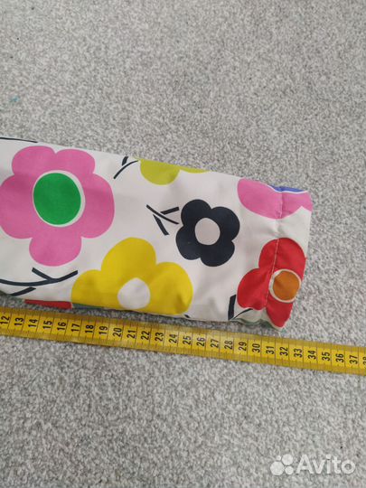 Яркий плащик