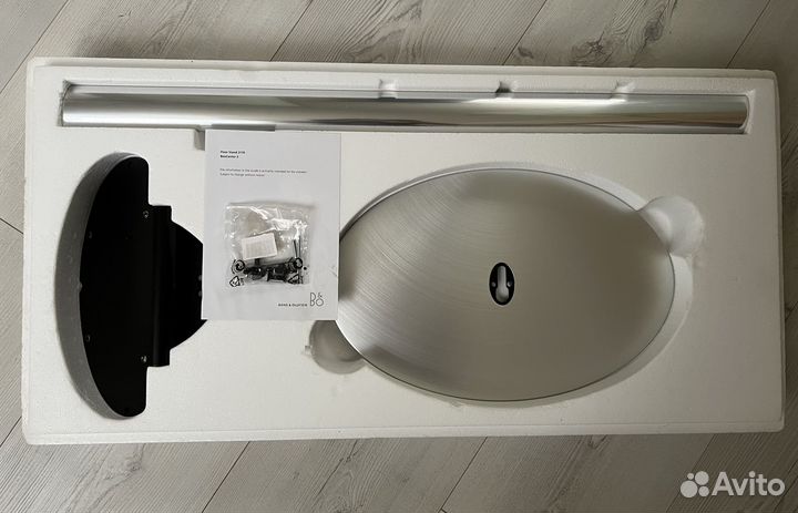 Bang Olufsen напольная подставка для BeoCenter 2