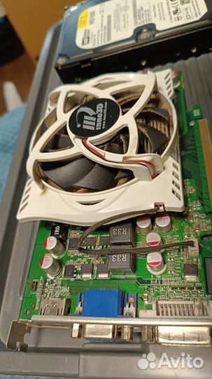 Видеокарта GTX 250