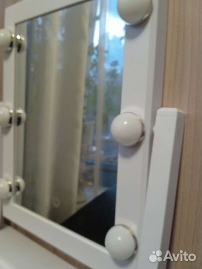 Зеркало на батарейках