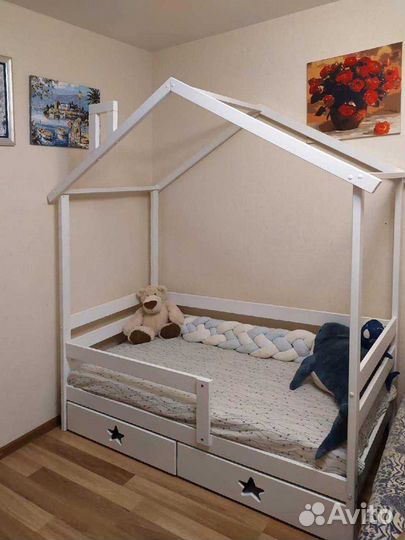 Кроватка MY place из натурального дерева с бортико