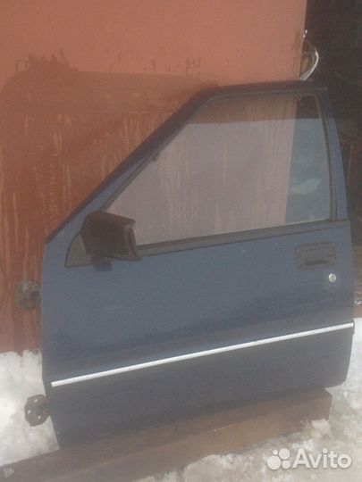 Mitsubishi Lancer IV двери