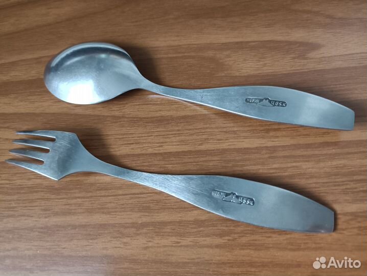 Детские столовые приборы 