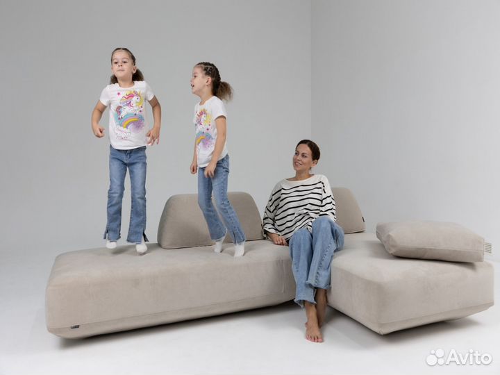 Диван прямои 4400х1700 мм