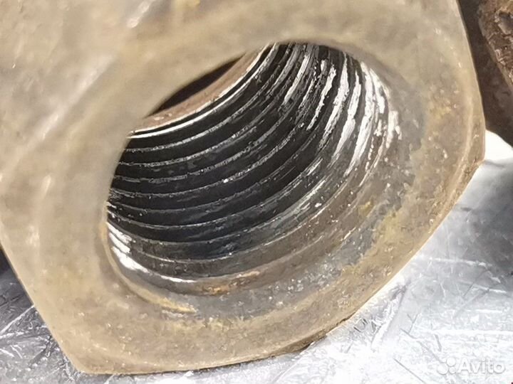 Болт iveco Daily 3 2006 5801260057