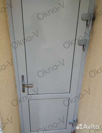 Входная пвх дверь