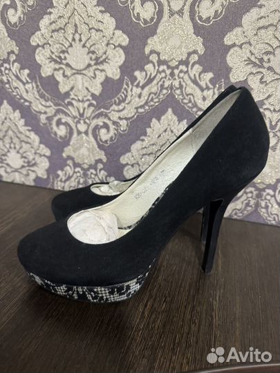 Туфли женские 38 размер черные