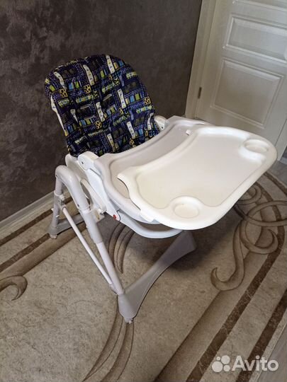 Детский стул для кормления